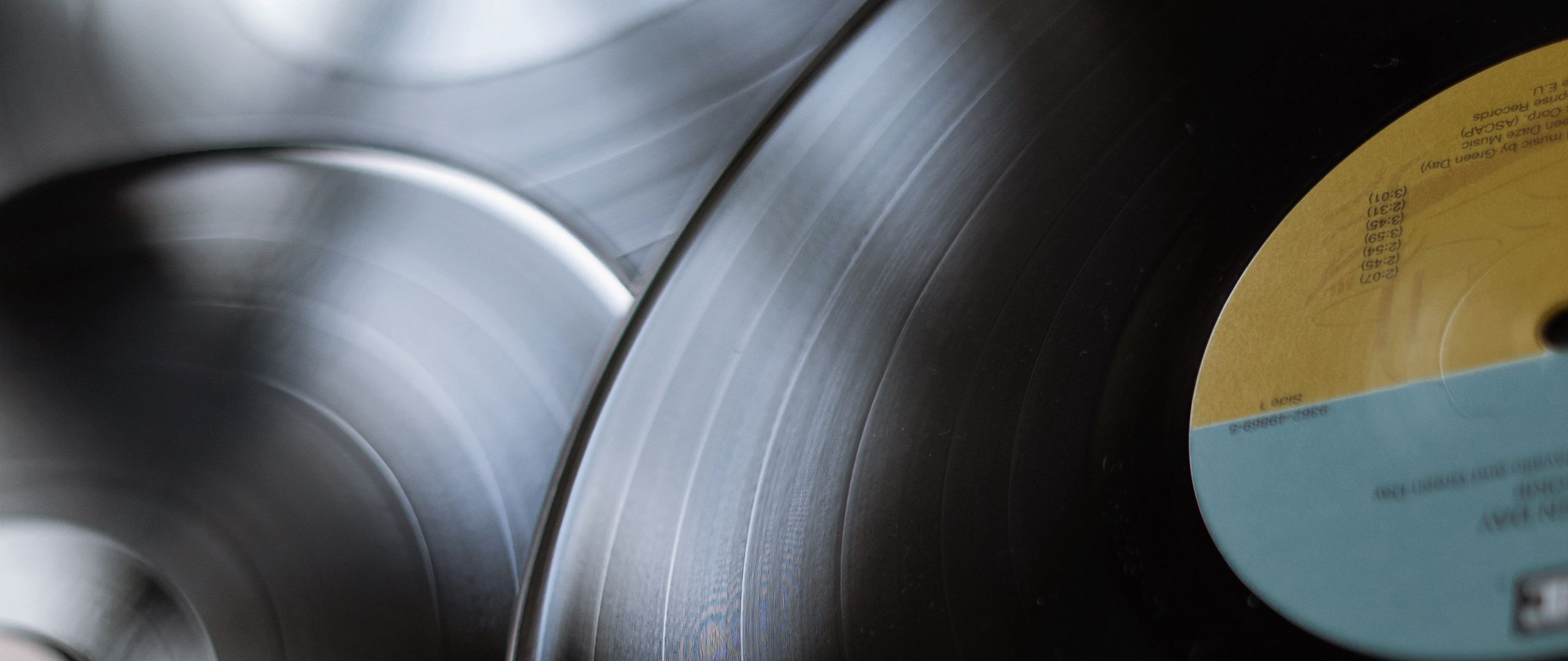 vinyl - صفحه گرام